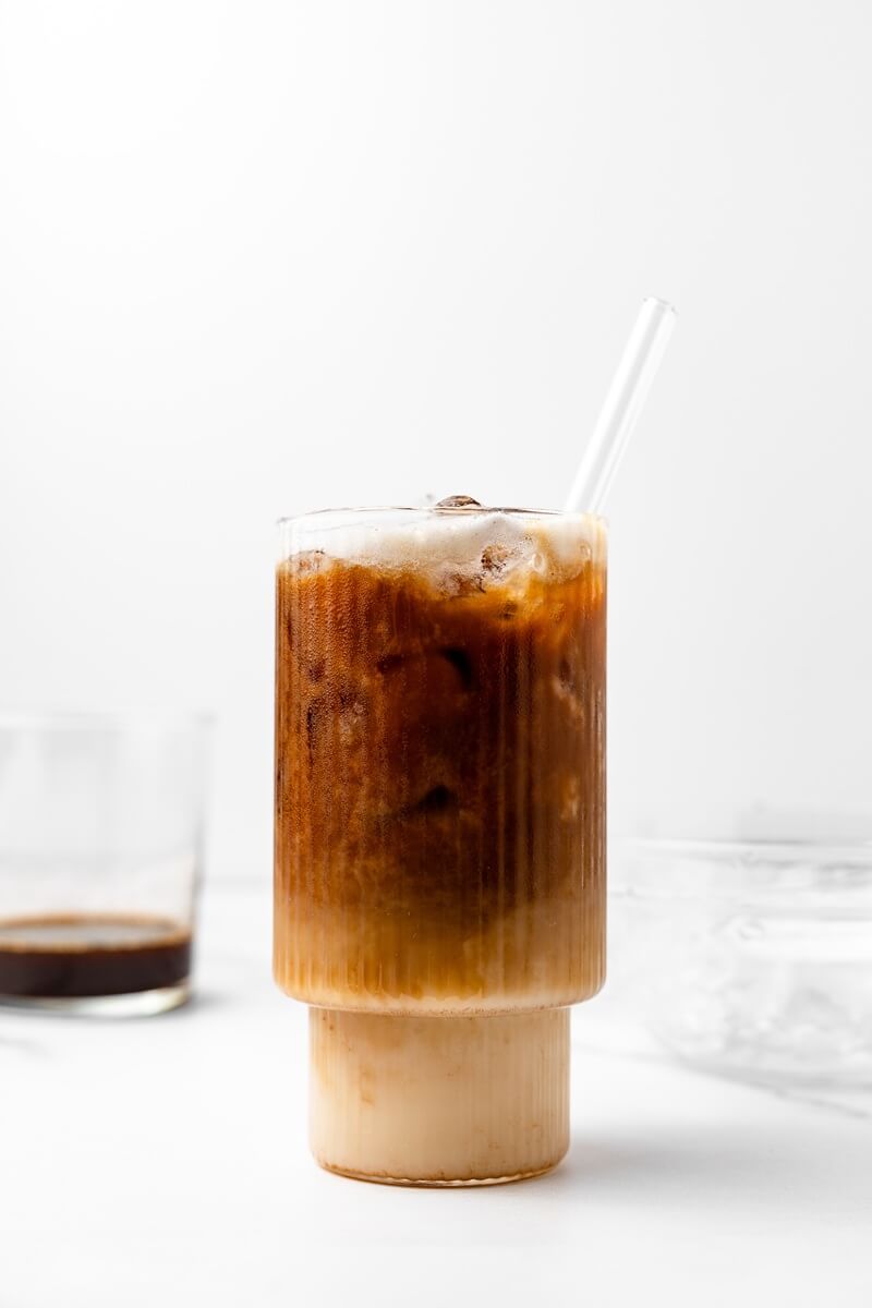 Mandel- og daddellatte