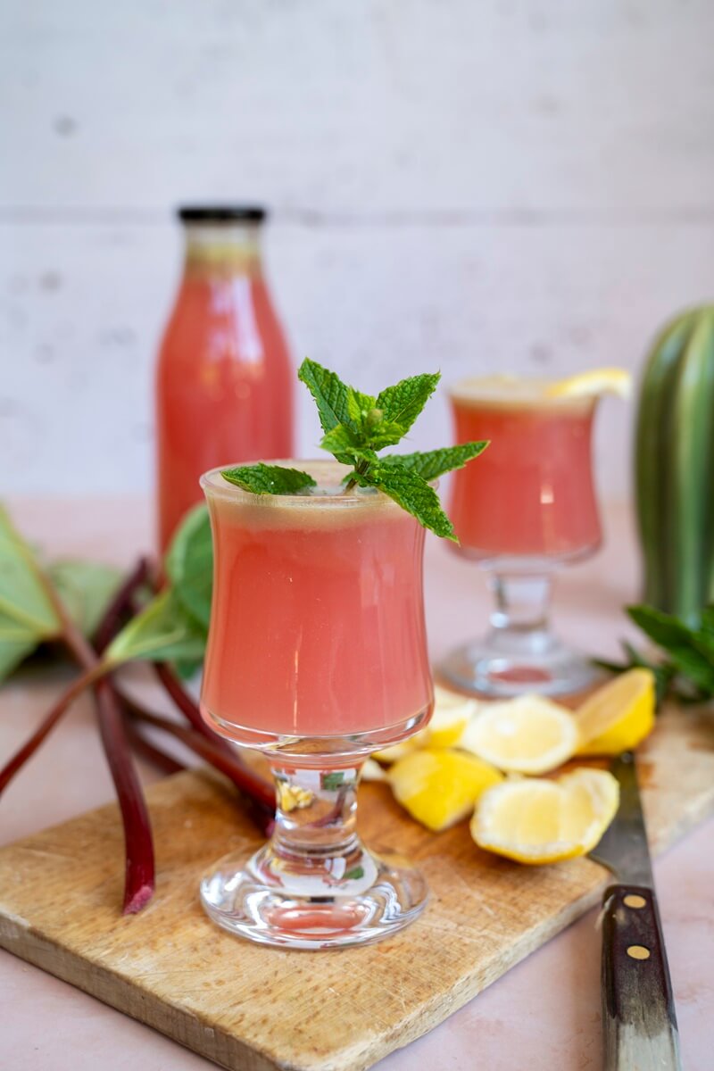 Rabarbra-ingefær-limonade